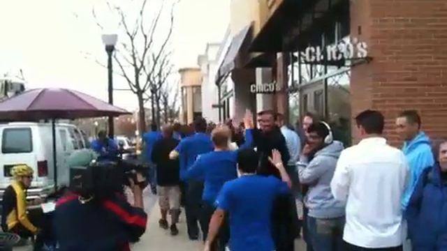 Apple Store iPad opening смотреть онлайн