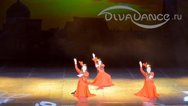 Лязги хорезмский народный танец - студия танца Диваданс Санкт-Петербург смотреть онлайн