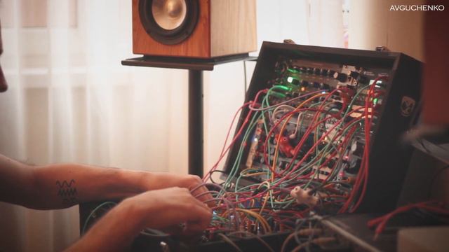 AVGUCHENKO Modular ambient live 24/12/22 Mutable Rings, Elements, Erica Synths VCO смотреть онлайн
