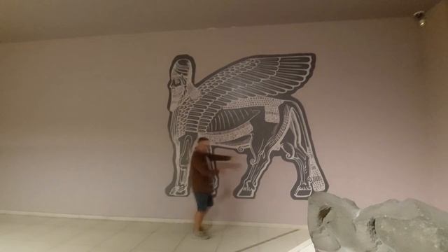 Секрет ассирийских пятиногих крылатых быков в музее древней Эдессы (Шанлыурфа) смотреть онлайн