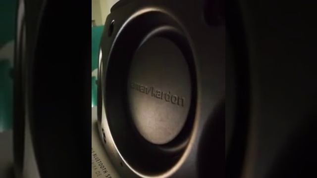 Harman Kardon Go+play bass test 65% volume ? смотреть онлайн