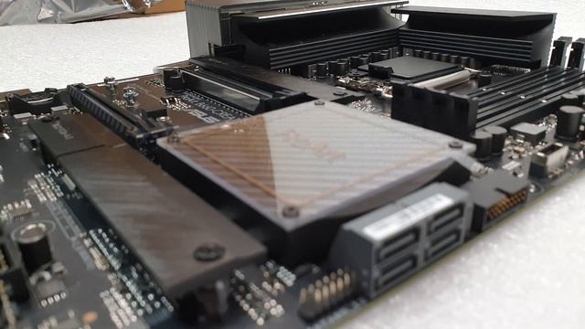 UNBOXING ASUS PROART B660-CREATOR D4 MOTHERBOARD смотреть онлайн