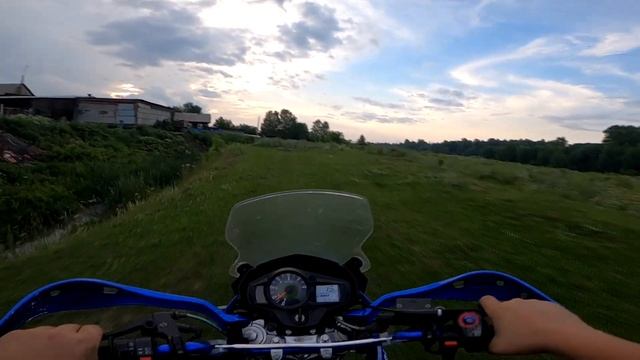 МотоБудни ПОРВАЛАСЬ ЦЕПЬ НА МОТОЦИКЛЕ ЗА 70 КМ ОТ ДОМА смотреть онлайн