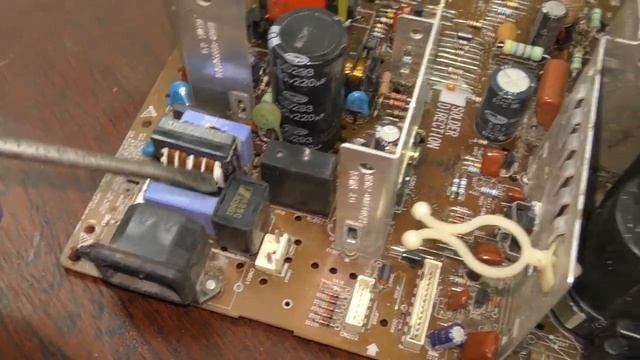 Samsung SyncMaster 753DFX смотреть онлайн