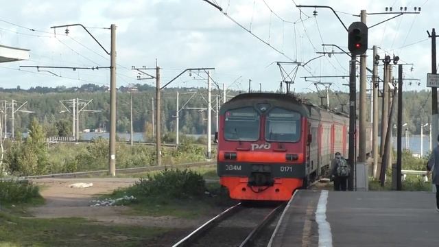 5 Поезд Электричка Эд4м 0171 Санкт Петербург Балтийский Вокзал Тч 15 смотреть онлайн