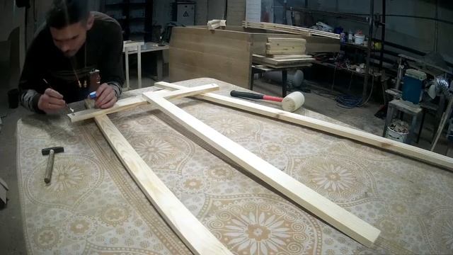 Делам мольберт