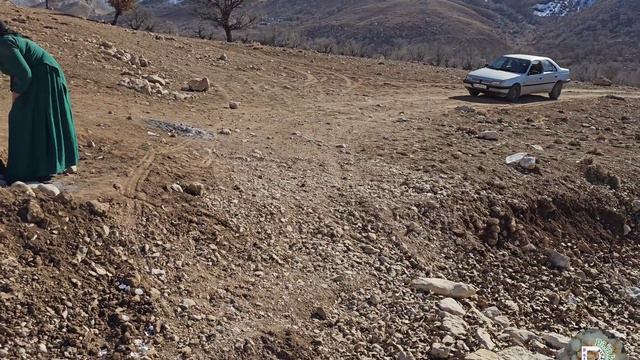 Aya will find Mina's sister by searching for her brother. смотреть онлайн