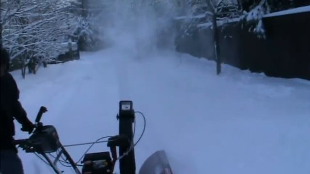 Снегоуборщик Craftsman-обзор,показ в работе смотреть онлайн