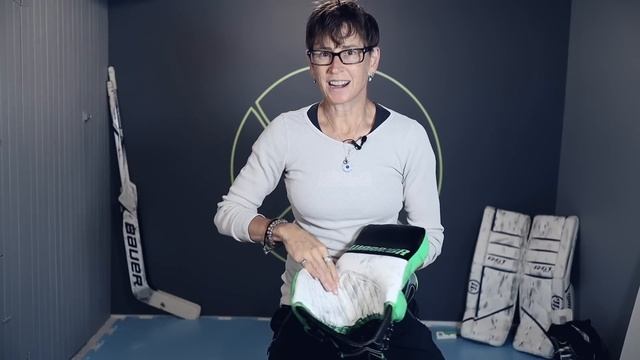 How To Break In A Goalie Glove - Best and Fastest ⏱ смотреть онлайн