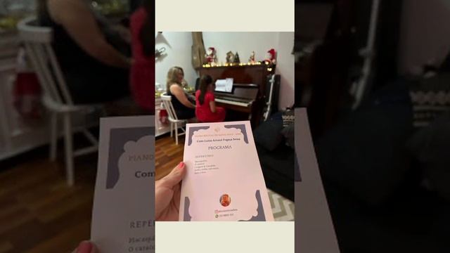 Aprenda Como Tocar Teclado ou Piano do Zero (Aula para Iniciantes): Crianças/Adultos Luciane Borges смотреть онлайн