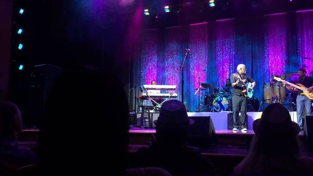 Greg Manning with Jonathan Butler on the Dave Koz cruise смотреть онлайн