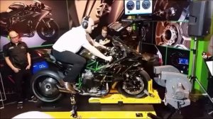 Test Kawasaki Ninja H2R: World's Fastest Motor (HD)