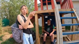 Друзья магазина 364 дня голодными не уйдут, Семён телохранитель Надежды, Лена'