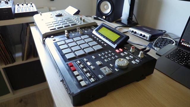 MPC 2500 Vs MPC 2000XL - Sampling Comparison | #mpc2500 #mpc2000xl |