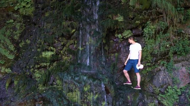 Водопад девичьи слезы недалеко от Сочи смотреть онлайн