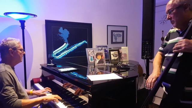 Blame it on my youth (Oscar Levant) Charles Rio & Jorge Rodrigues смотреть онлайн