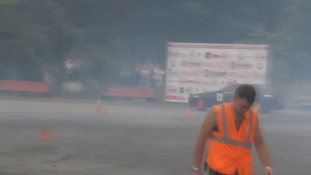 █ Toyota Sprinter Trueno AE86 vs Toyota Corolla Levin AE85. 4/2011, Дрифт Drift. (соревнования). смотреть онлайн