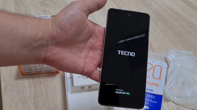 Распаковки дилетанта. Tecno Spark 20c 8/128 Гб Magic Skin Green на обзоре смотреть онлайн