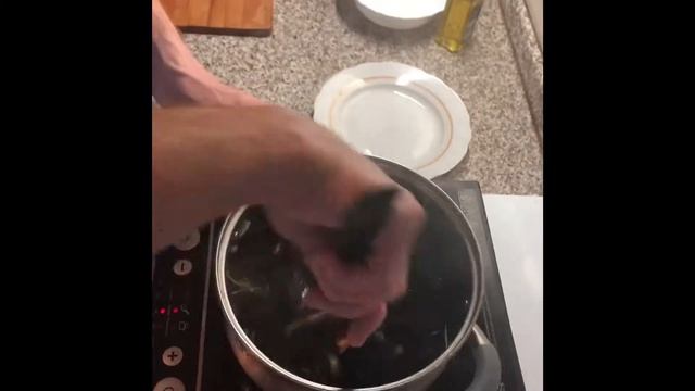 Мидии в соусе “blue cheese” смотреть онлайн