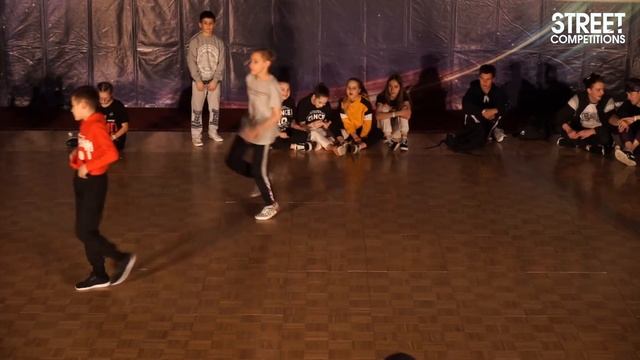Dance Integration 2019 «Street Competitions» - 081 - Брейк - данс батлы смотреть онлайн