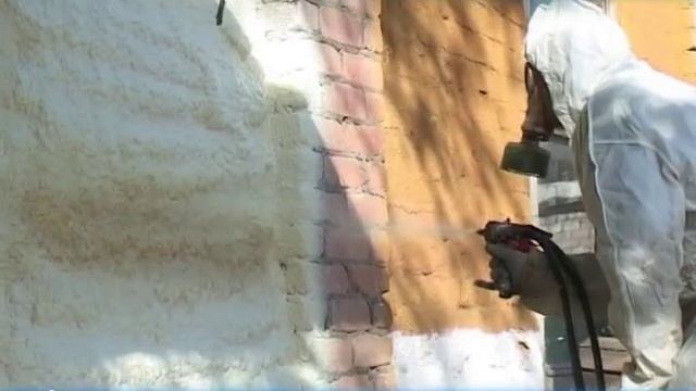 Напыление пенополиуретана на оборудовании ПГМ