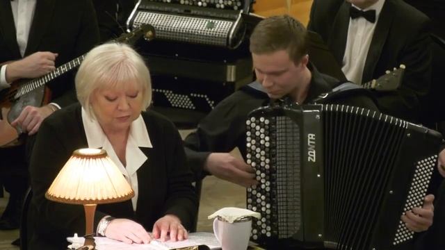 Ленинградки - Светлана Крючкова, баян Сергей Годовалов смотреть онлайн