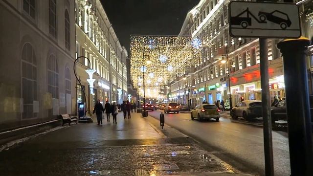 Пешком по Москве: от метро Сокольники до Кремля смотреть онлайн