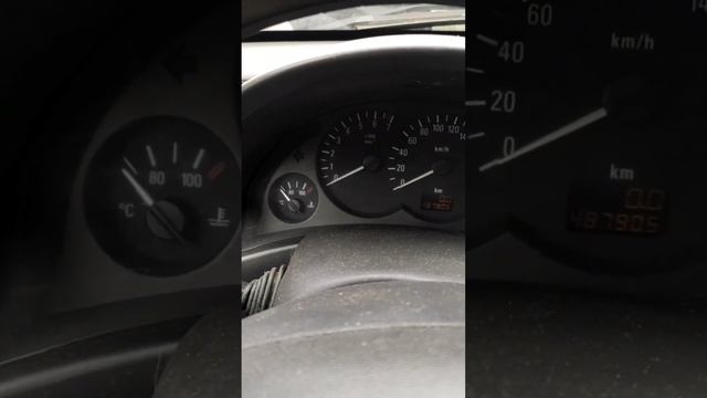 При включении зажигания не горит check на Опель Комбо С. Поиск проблемы. смотреть онлайн