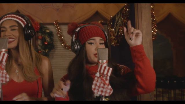 All I Want For Christmas Is You - Mariah Carey | BELLA DOSE Cover смотреть онлайн