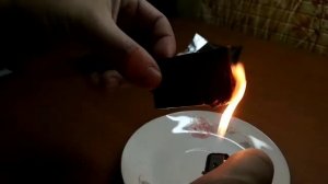 Эксперимент. Поджигаем шоколад Алёнка. Шоколад детства ты настоящий?