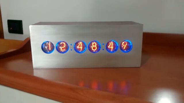 NIXIE TUBE IN-4 CLOCK HAND MADE STYLE VINTAGE смотреть онлайн