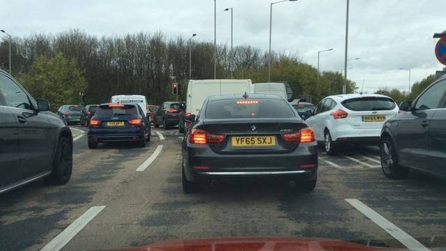 A404 from Marlow to High Wycombe Handycross Roundabout fourth exit. Driving test help. смотреть онлайн
