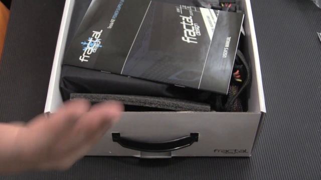 Fractal Design Integra and Tesla 500 watt PSUs смотреть онлайн