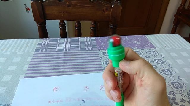 Детская шариковая ручка с мыльными пузырями лампочкой и печатями смотреть онлайн