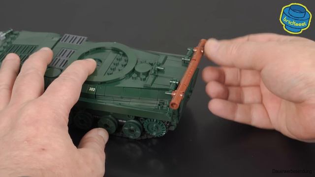 3in1 BMP-2MS/2S/1S - Soviet Infantry Fighting Vehicle - Sluban B1136 (Speed Build Review) смотреть онлайн