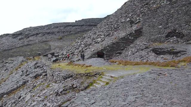 Exploring the Dinorwic Slate Quarry 'Ghost Town' смотреть онлайн