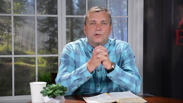 Неизменный фундамент жизни верующего. Пастор Юрий Коновалов в студии "Дом Веры" смотреть онлайн
