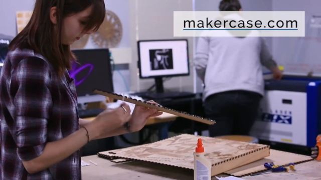 Some Assembly Required: Jaclyn Bazaldua's Gaming Box смотреть онлайн