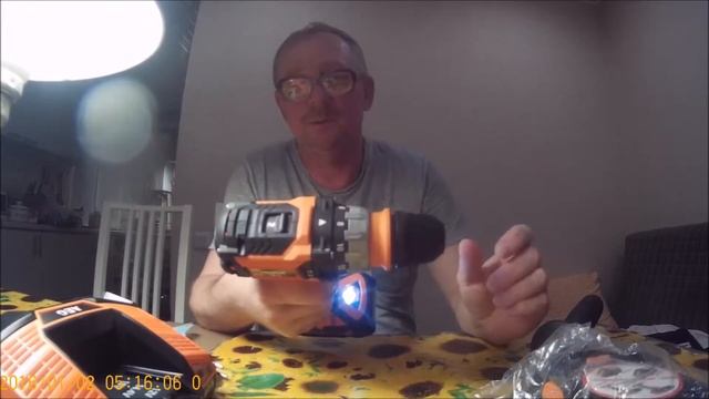 Обзор дрель шуруповерт AEG BSB 18CBL Li 502C  Лучший для рыбалки