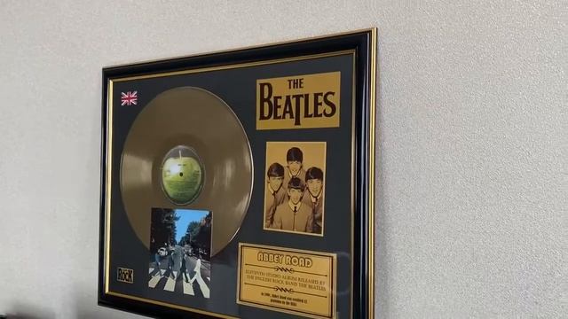 Abbey Road золотая виниловая пластинка в раме смотреть онлайн