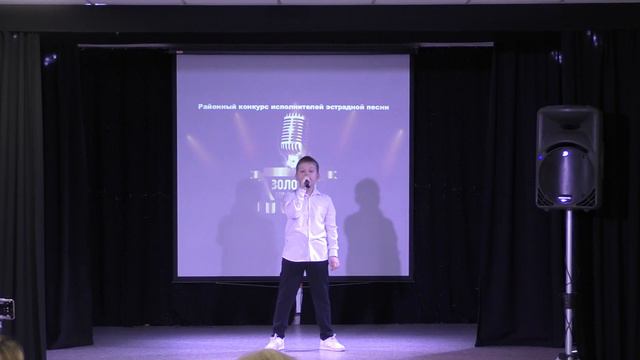 Еловский Лев "Крылатые качели" муз. Е.Крылатов, сл. Ю.Энтин смотреть онлайн