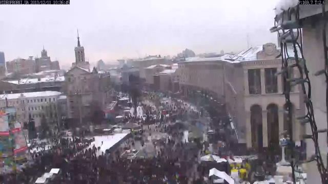 Вебкамера на Майдане ВИДЕОПРОБКИ пробки в Киеве, видео, заторы, вэб камеры, ДТП3333 смотреть онлайн