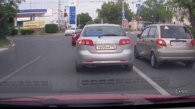 Белый Фольц нарушает смотреть онлайн