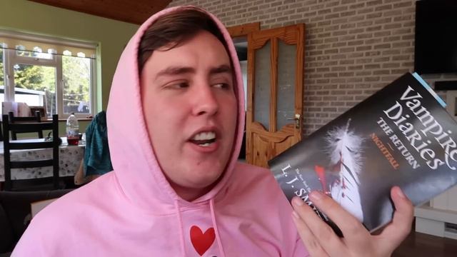 READING THE VAMPIRE DIARIES FOR THE FIRST TIME  PART 3