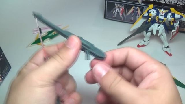 Японский робот Gundam Fenice Rinascita - [Обзор игрушек] смотреть онлайн
