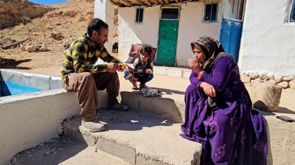Reza family's victory: challenging the opportunities of nomadic life