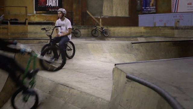 Как сделать фуфану на BMX (How To Fufanu BMX) смотреть онлайн