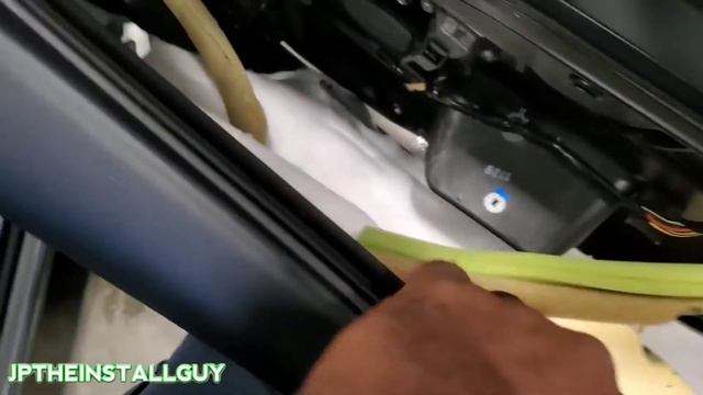 2013 MAZDA 6 DOOR PANEL REMOVAL/SPEAKER REPLACEMENT смотреть онлайн
