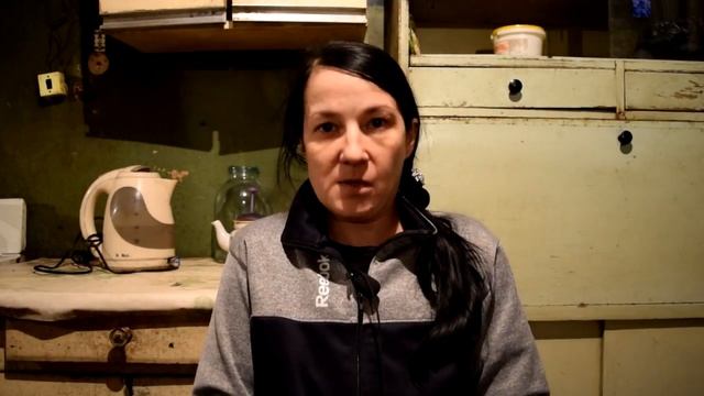 ОПУЩЕННЫЙ НА ЖЕНСКОЙ КОЛОНИИ У Мужиков петух, у них курица Гребень смотреть онлайн