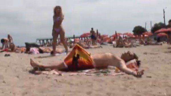 Мужчина! Вы возбуждены! Голые и Смешные 1106.